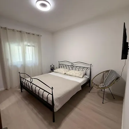 Solis Apartment *